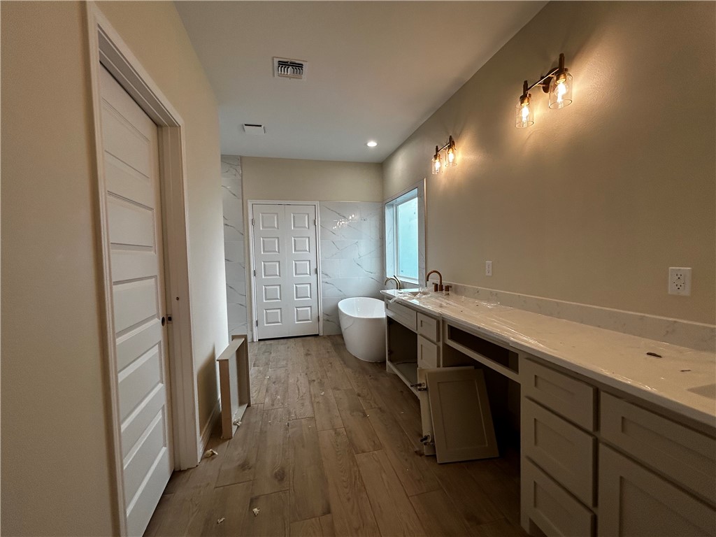 1510 Aegon Court Corpus Christi TX 78415