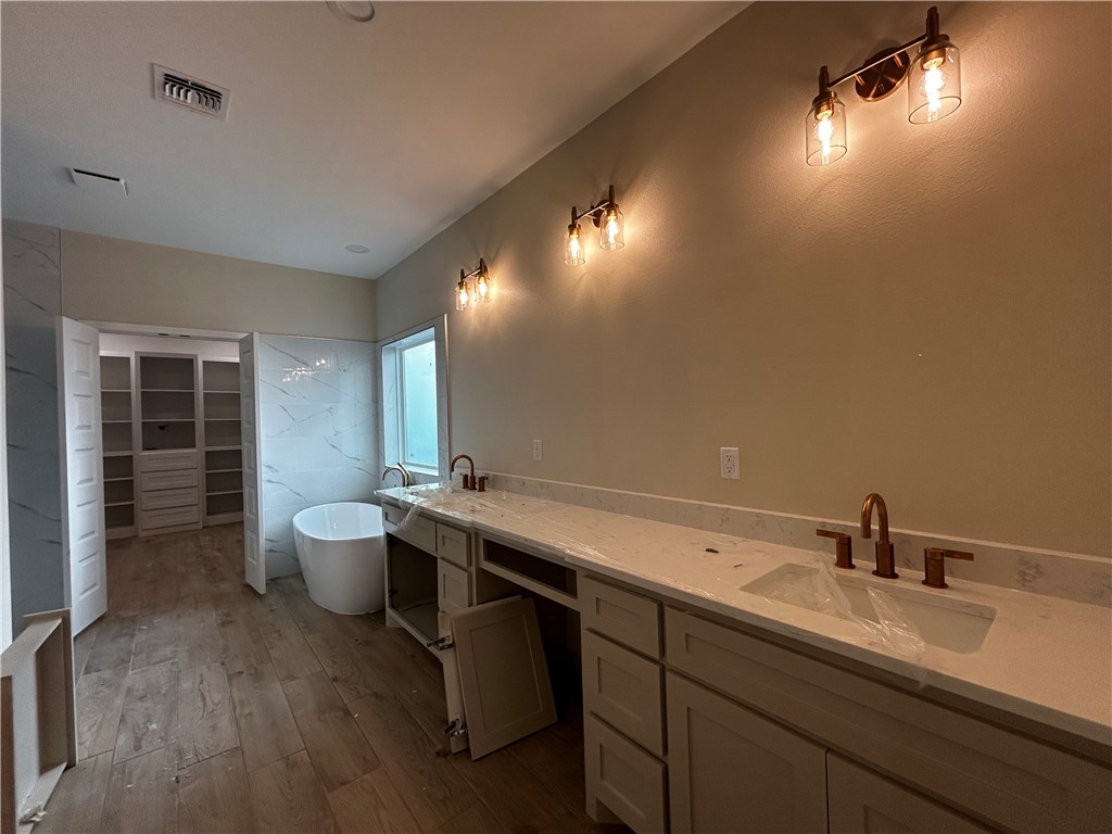 1510 Aegon Court Corpus Christi TX 78415