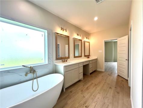 1510 Aegon Court Corpus Christi TX 78415