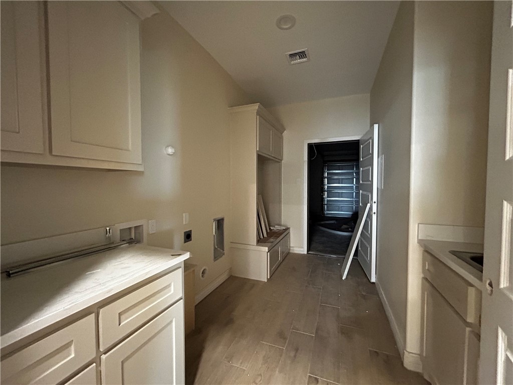 1510 Aegon Court Corpus Christi TX 78415