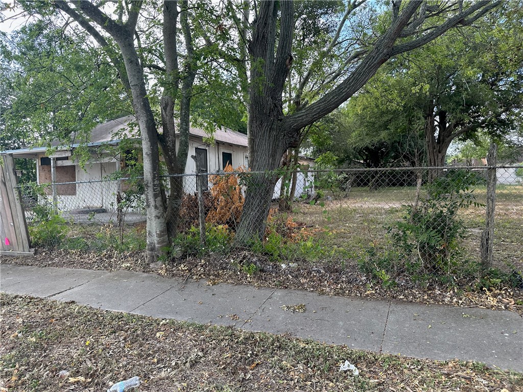 1311 Morris Avenue Corpus Christi TX 78401