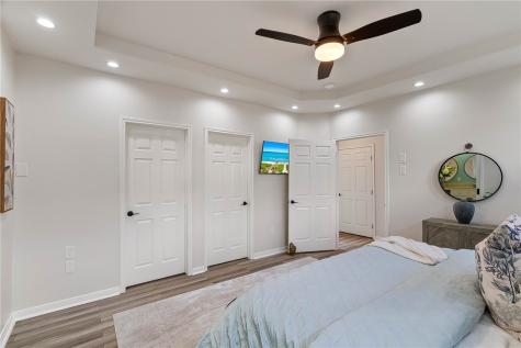 605 + 607 Copano Bay Drive Bayside TX 78340