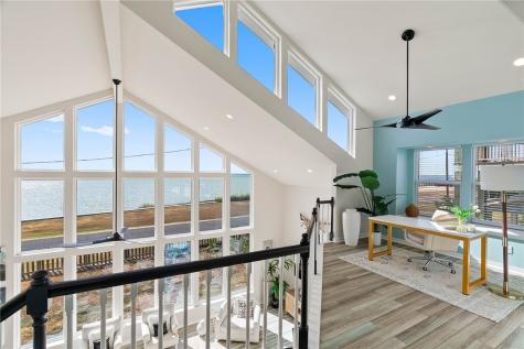 605 + 607 Copano Bay Drive Bayside TX 78340