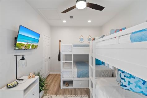 605 + 607 Copano Bay Drive Bayside TX 78340
