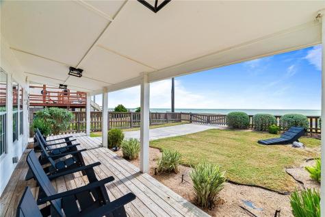 605 + 607 Copano Bay Drive Bayside TX 78340