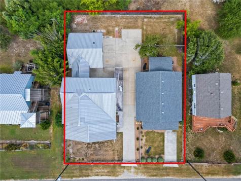 605 + 607 Copano Bay Drive Bayside TX 78340