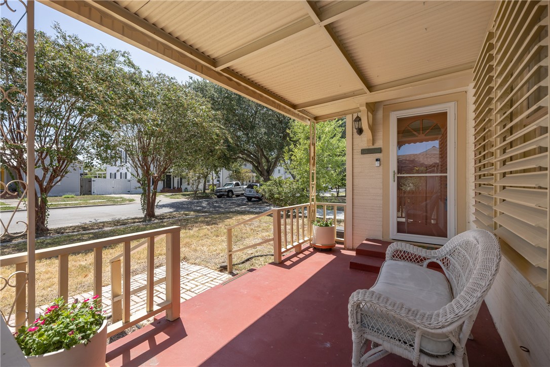 322 Southern Street Corpus Christi TX 78404