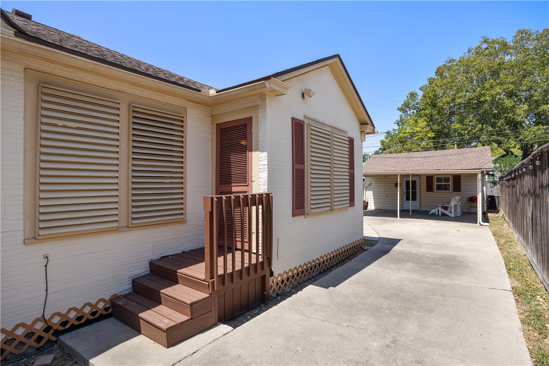 322 Southern Street Corpus Christi TX 78404