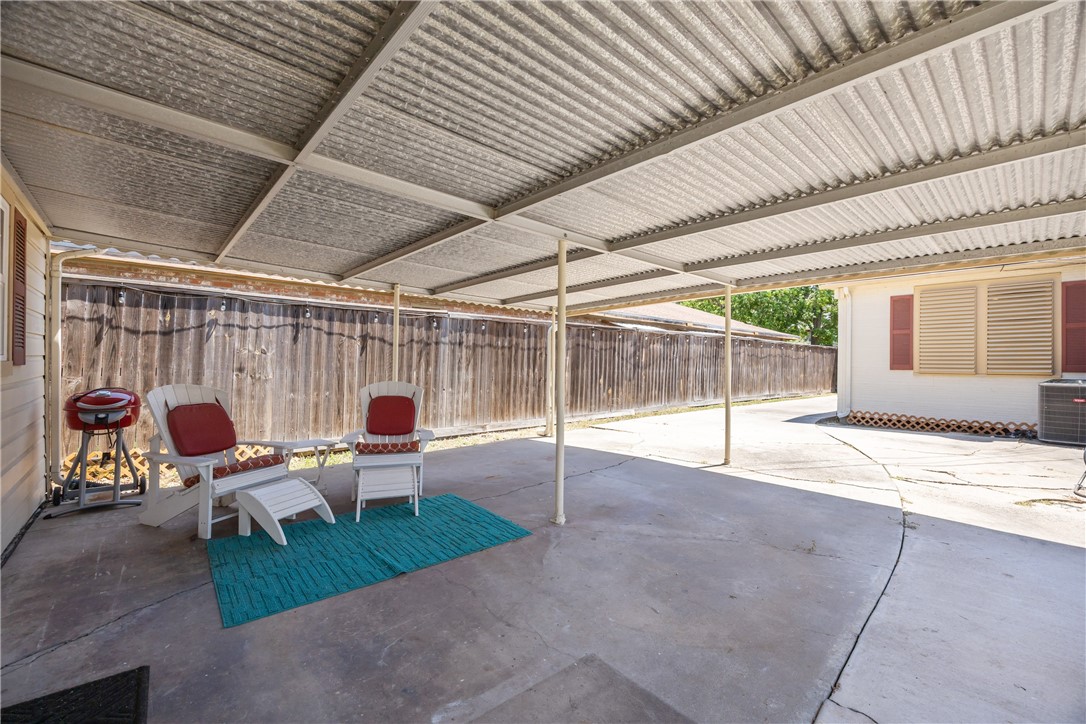 322 Southern Street Corpus Christi TX 78404