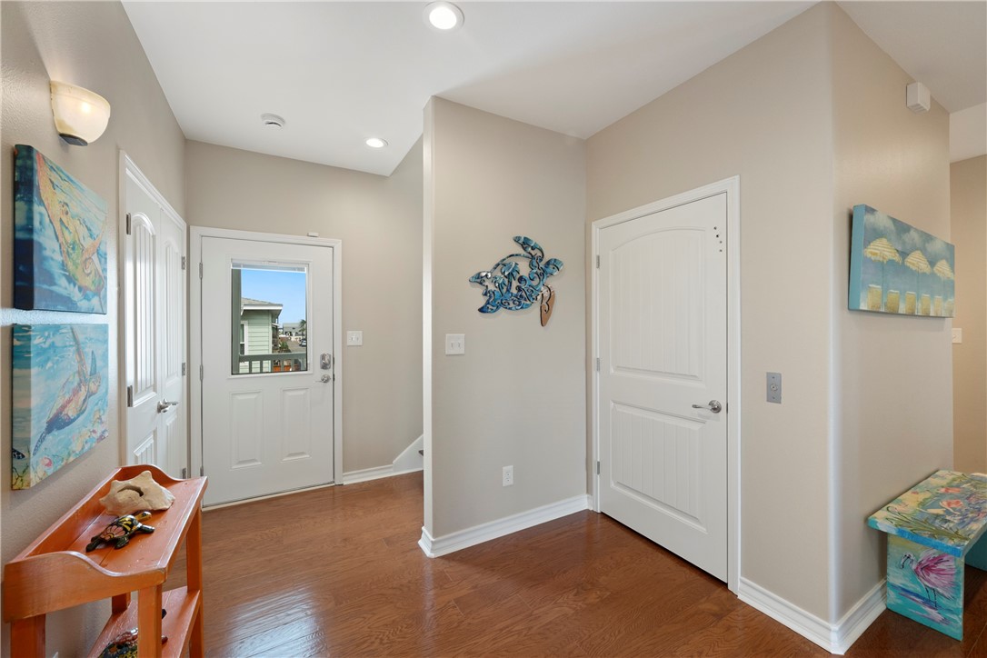 853 Oceanside Drive Port Aransas TX 78373