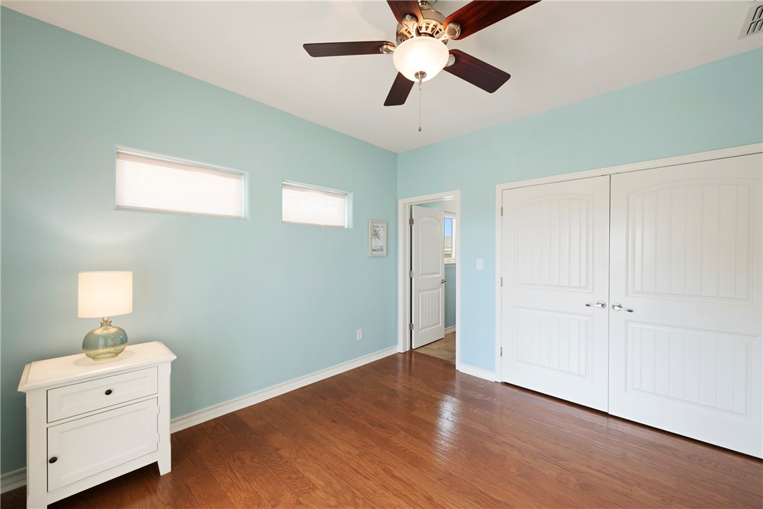 853 Oceanside Drive Port Aransas TX 78373