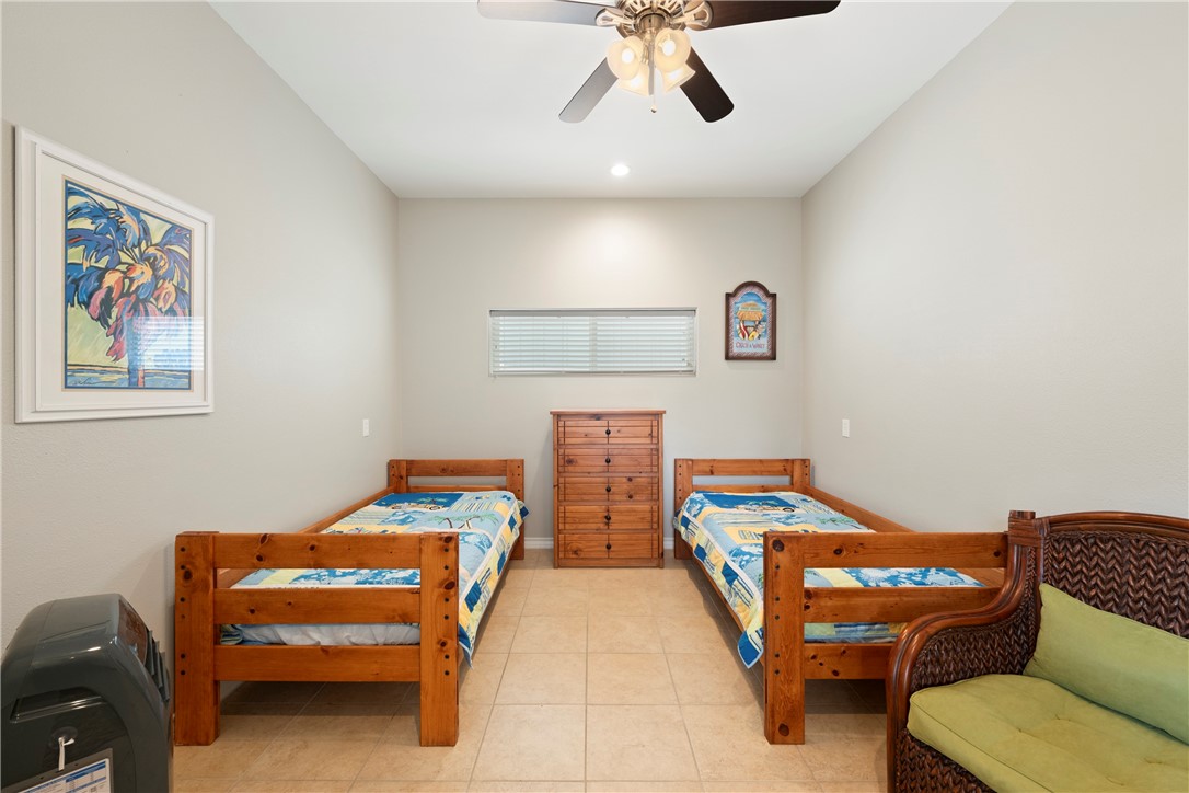 853 Oceanside Drive Port Aransas TX 78373