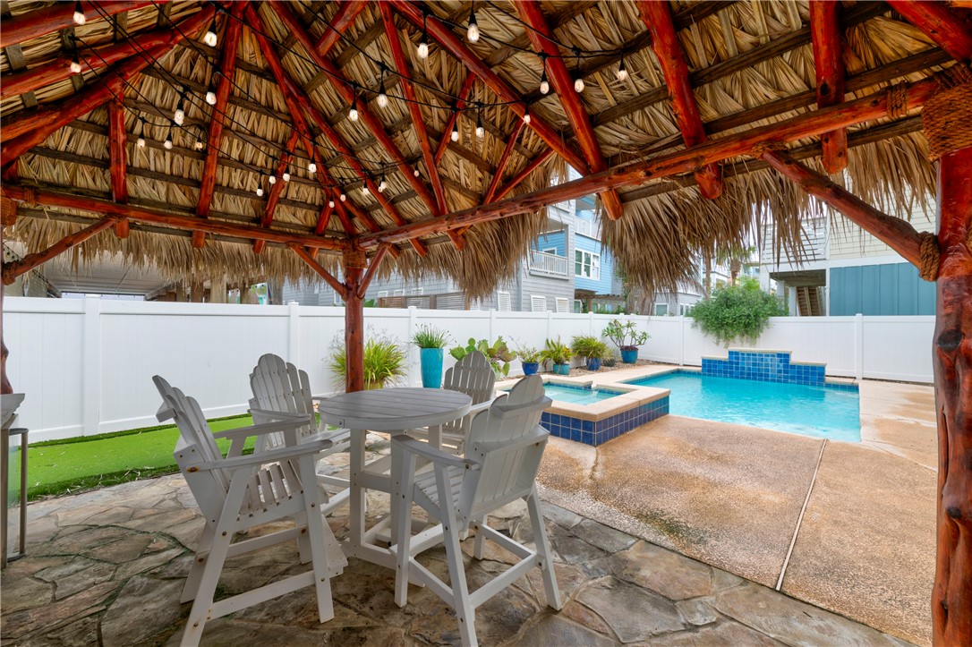 853 Oceanside Drive Port Aransas TX 78373