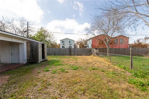 1613 6th Street Corpus Christi TX 78404