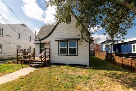 1613 6th Street Corpus Christi TX 78404