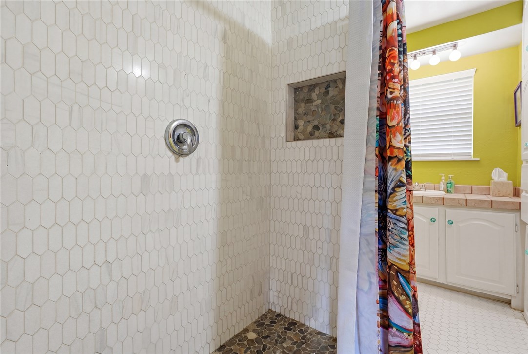 1029 Lady Claire Street Rockport TX 78382