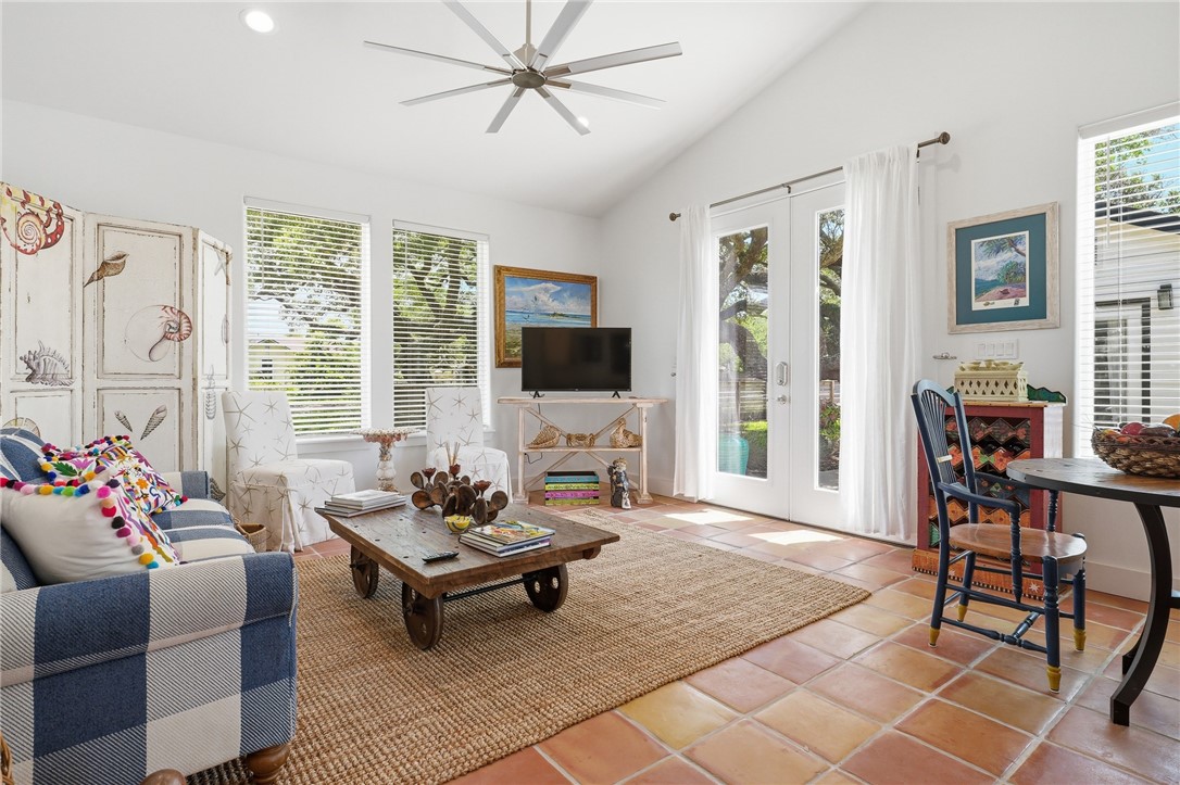 1029 Lady Claire Street Rockport TX 78382