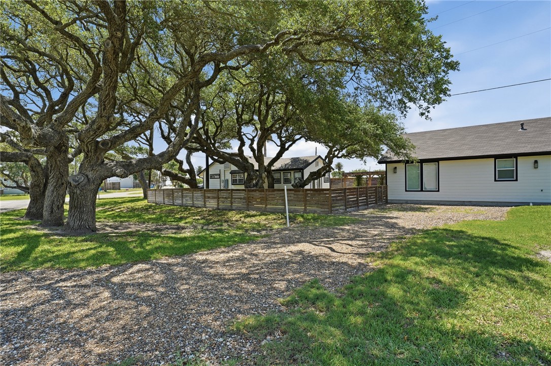 1029 Lady Claire Street Rockport TX 78382