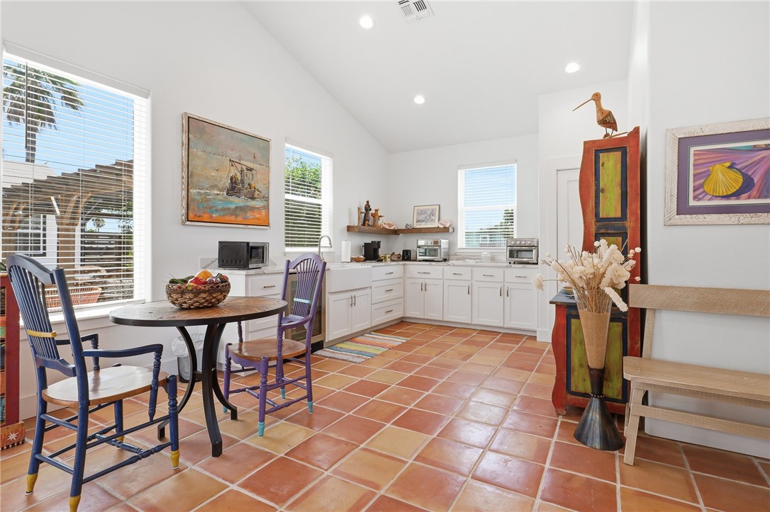 1029 Lady Claire Street Rockport TX 78382