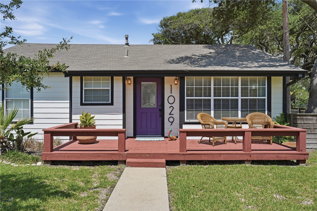 1029 Lady Claire Street Rockport TX 78382