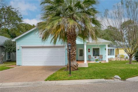 21 Camellia Circle Rockport TX 78382