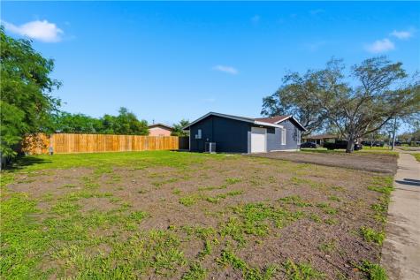 1430 Madrid Corpus Christi TX 78416