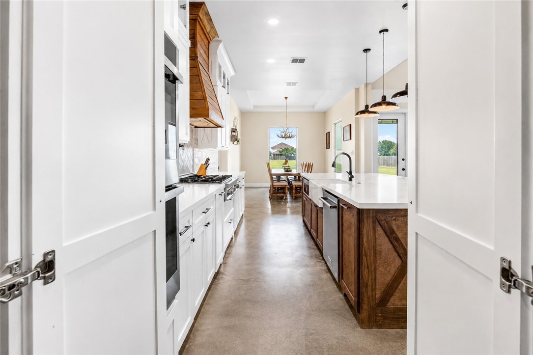 1056 Glenoak Drive Corpus Christi TX 78418