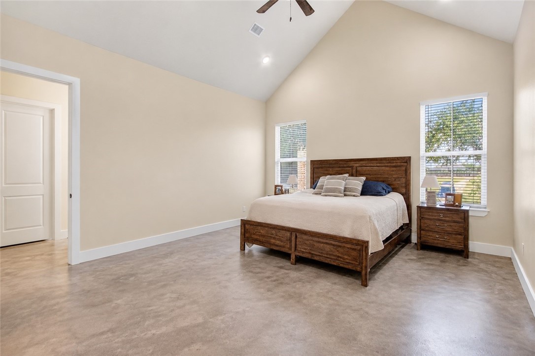 1056 Glenoak Drive Corpus Christi TX 78418