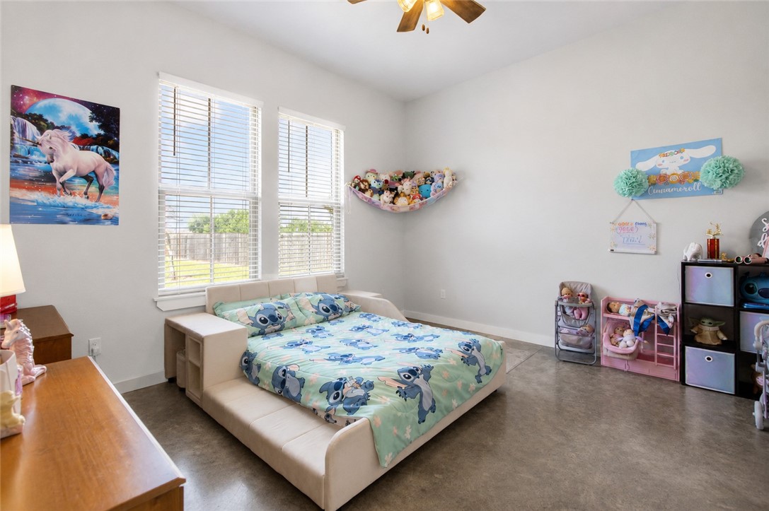 1056 Glenoak Drive Corpus Christi TX 78418