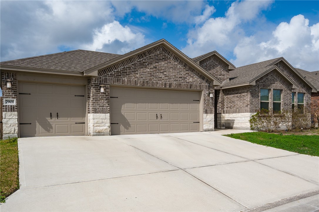 7901 Rancho Vista Boulevard W Corpus Christi TX 78414