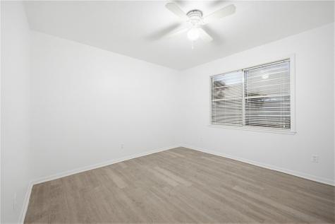 241 Doyle Drive Portland TX 78374