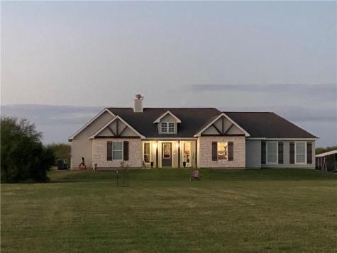 14244 County Road 1144 Sinton TX 78387
