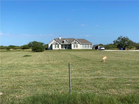 14244 County Road 1144 Sinton TX 78387