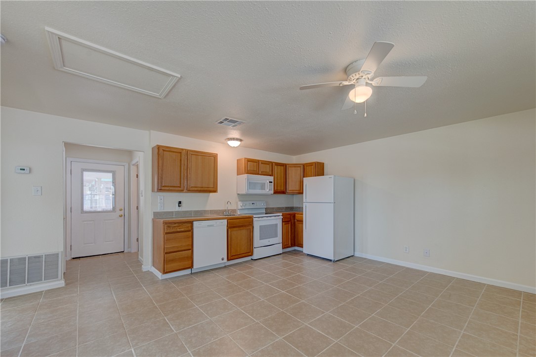 417/421 West Ave C Port Aransas TX 78373
