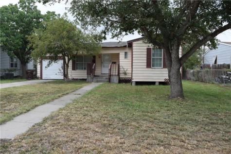 316 E Ragland Avenue Kingsville TX 78363