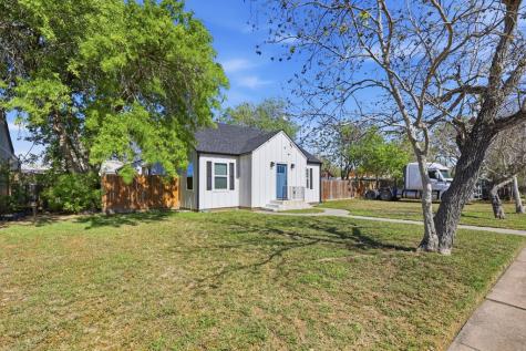 2585 San Angelo Avenue Ingleside TX 78362