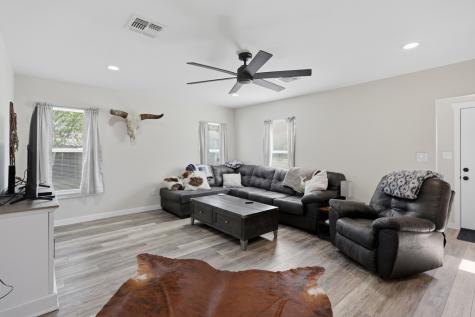 2585 San Angelo Avenue Ingleside TX 78362