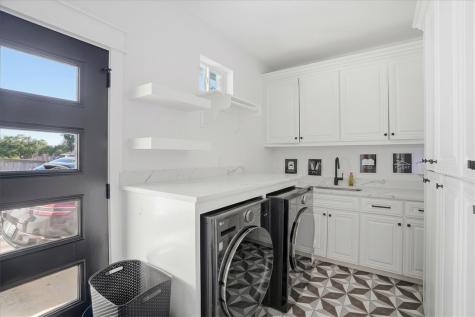 6901 Sir Lancelot Street Corpus Christi TX 78413