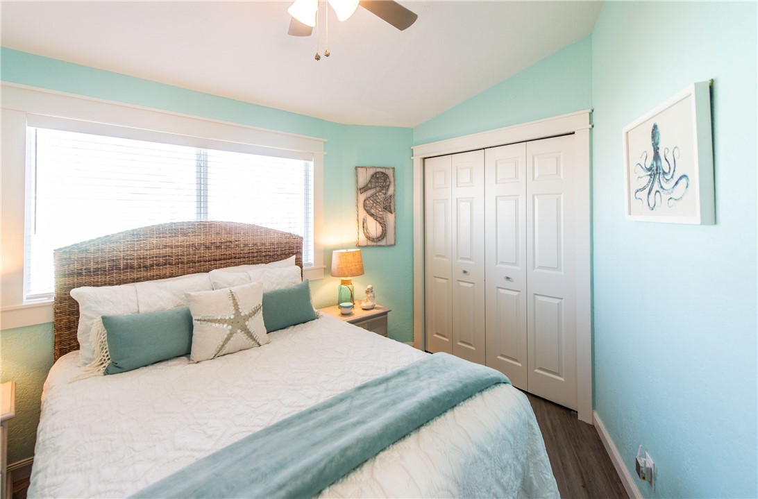 1923 S 11th Street 2 Port Aransas TX 78373