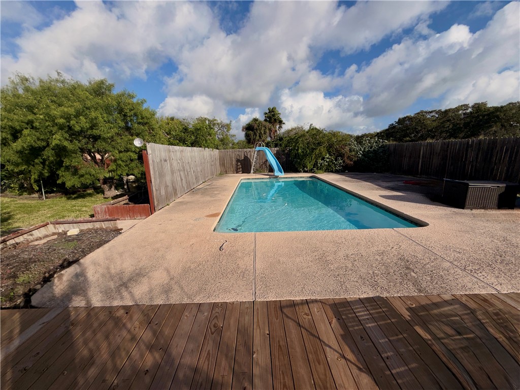 1638 Cantera Trail Corpus Christi TX 78418