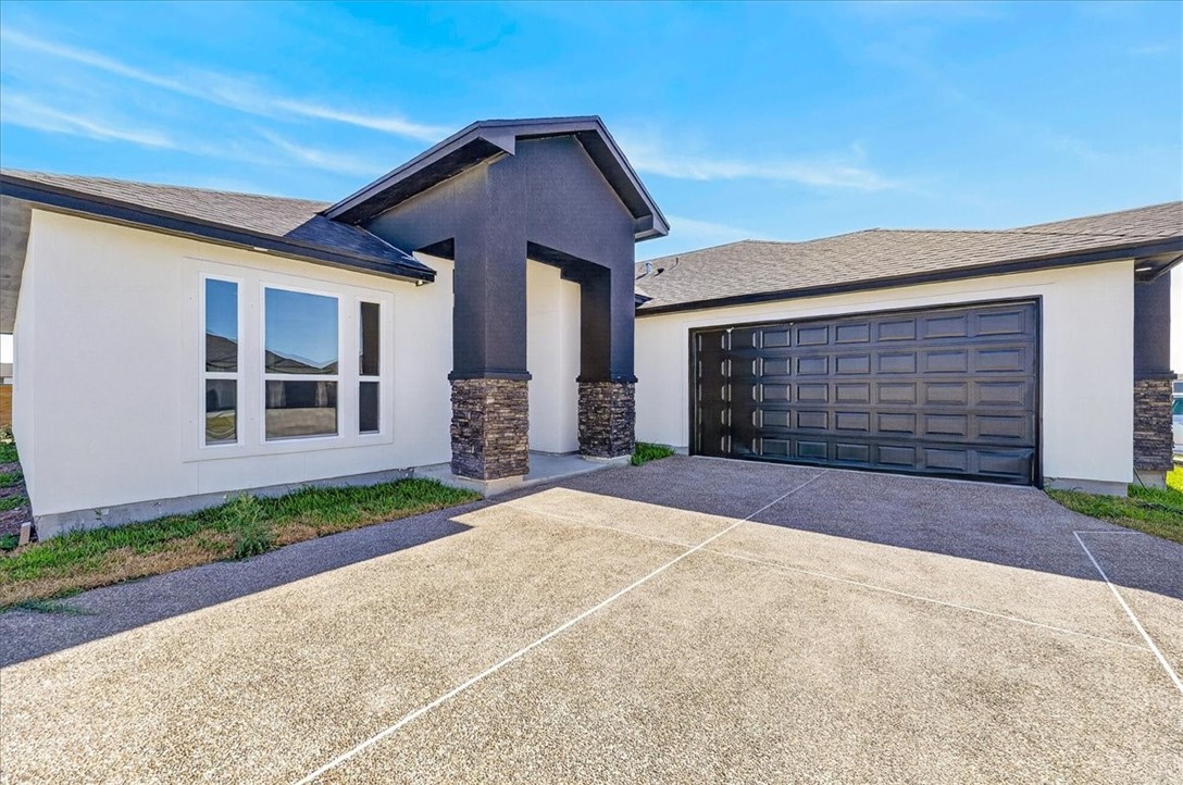 1469 Dragonstone Court Corpus Christi TX 78415
