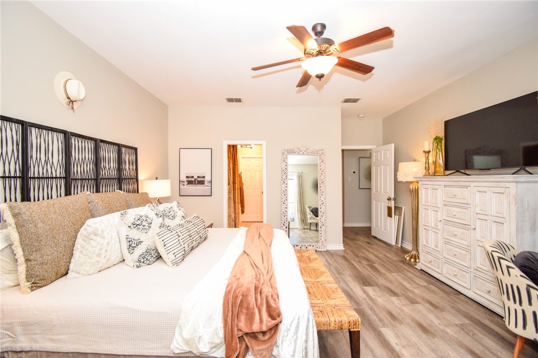 15422 Seamount Cay Court 203 Corpus Christi TX 78418
