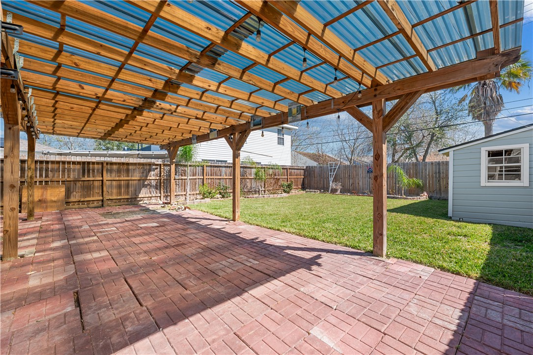 717 Indiana Avenue Corpus Christi TX 78404