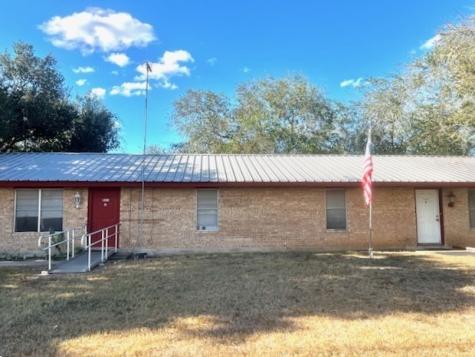 4722 Business 181 N Beeville TX 78102