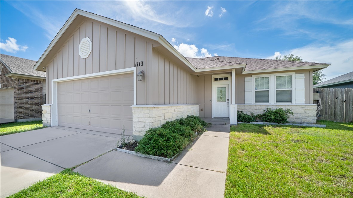 1113 Livermore Street Portland TX 78374