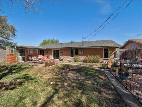 106 Westover Drive Portland TX 78374