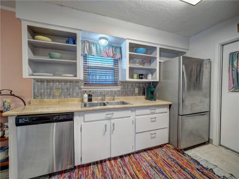 106 Westover Drive Portland TX 78374