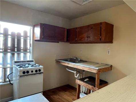 613 W Market Street Sinton TX 78387