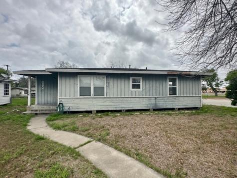 630 Williams Street Kingsville TX 78363