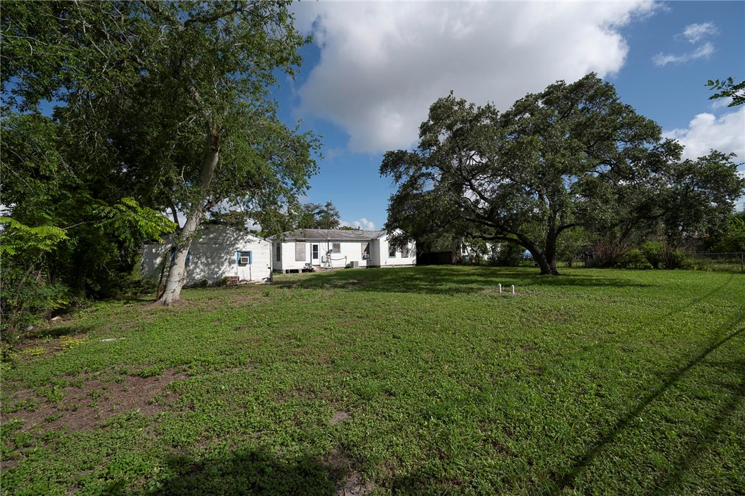 4942 Cosner Drive Corpus Christi TX 78415